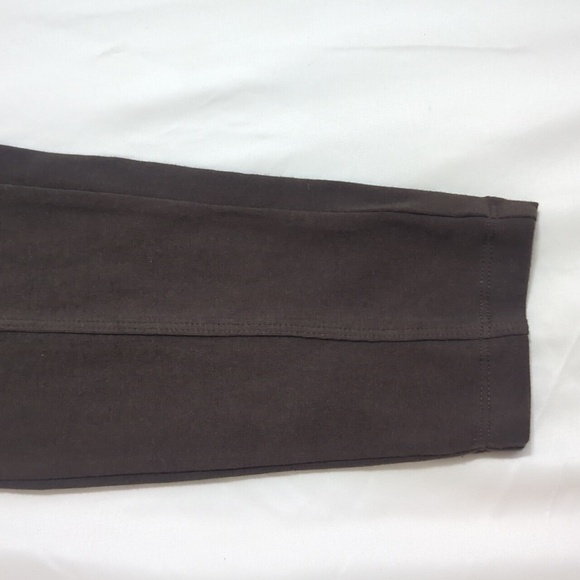 Express Zippered Pocket Leggings, Color Green Size M - Picture 4 of 13